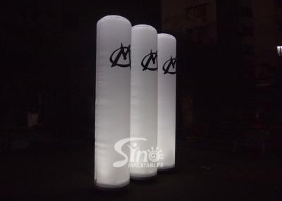 Luz comercial do diodo emissor de luz da coluna que anuncia Inflatables para a decoração do concerto