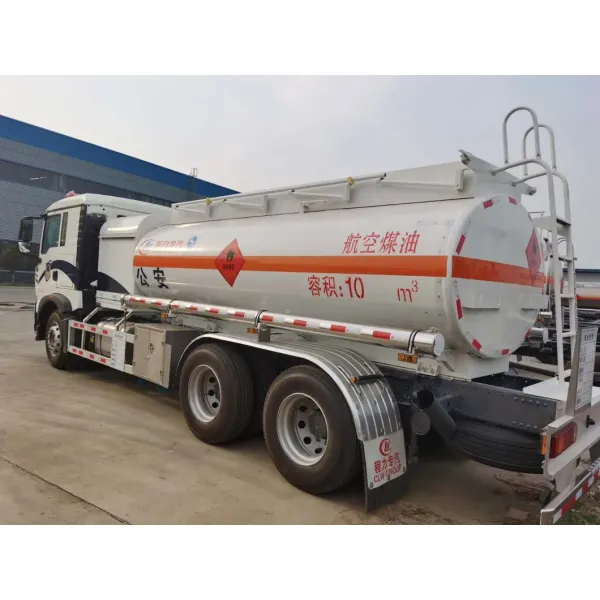 High-Capacity HOWO Refueling Truck for Aviation Fuel Delivery