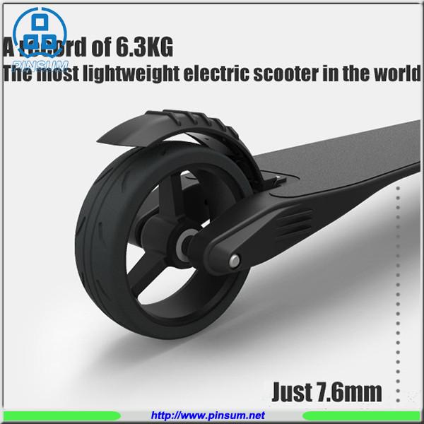 Fashion Lightest 6.9KG Electric scooter foldable hoverboard carbon Fiber city bike