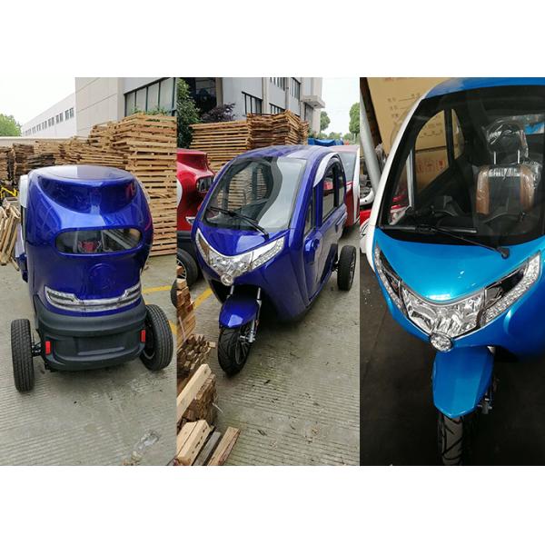 Sightseeing 1500W RWD Enclosed Cabin Scooter