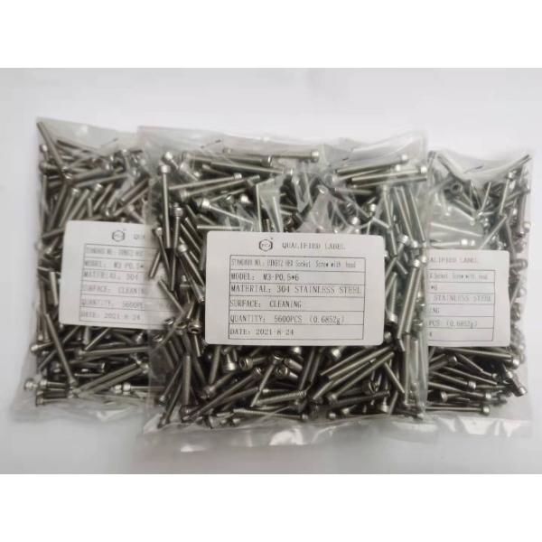 Sujeciones del tornillo del perno de acero inoxidable del arreglo para requisitos particulares total y del perno de carro de la nuez Din603 M6 M8 M10 M12