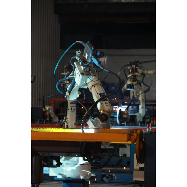 Road sweeper, road sweeper, road sweeper, suction cup, lifting cylinder, extendable hydraulic cylinder