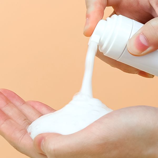 Custom Branding PET Plastic Foam Pump Bottle with Recyclable and Leak-Resistant Design for Personal Care