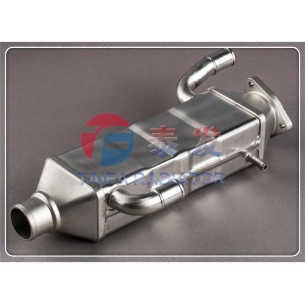 NAVISTAR Diesel EGR Cooler Stainless Steel Material OEM Number 1876262C95