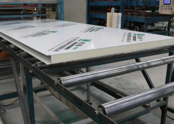 Insulated PU Sandwich Panel