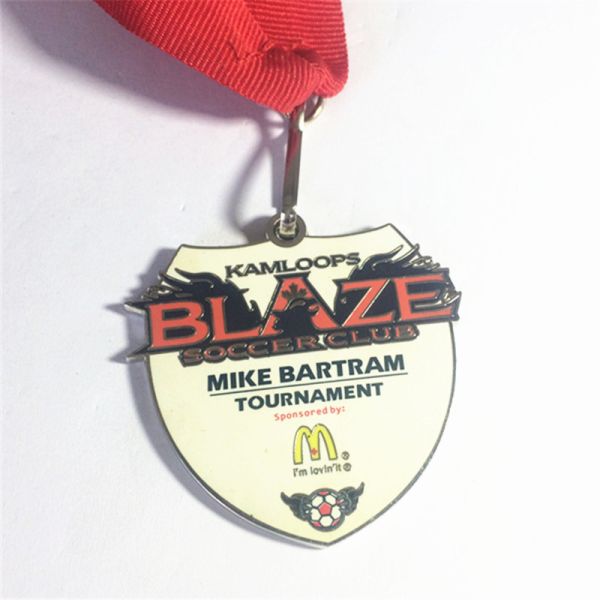 A fish shaped running medals,special design medals from China Customized