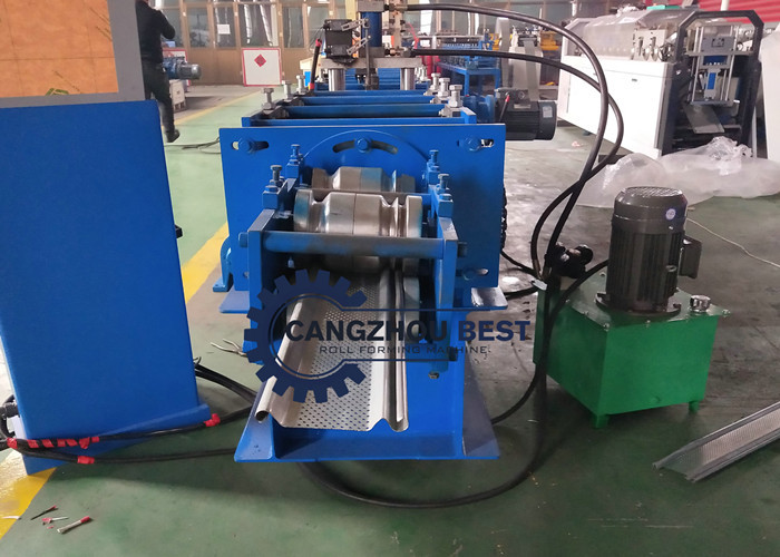 Автоматическая стальная дверь шторки PLC завальцовки металла делая машину 8m/Min