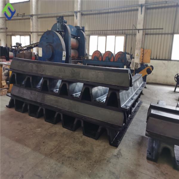 V Type Marine Rubber Arch Fender Solid For Berthing