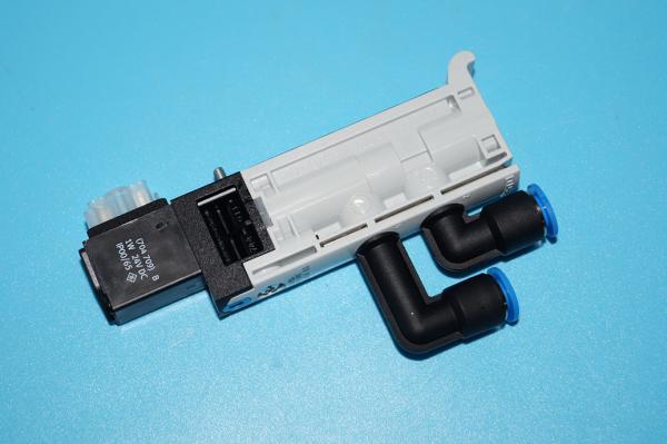 G2.335.493  Printing Machine Spare Parts 5 / 2 Way Valve Germany Origin