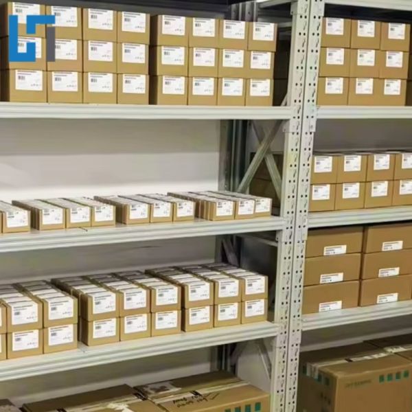 CJ1W-ID212 Omron Nuevo Módulo de Programación PLC Original Controlador de Automatización Industrial