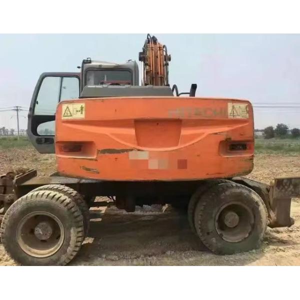 Excavadora Hitachi 130 usada, em bom estado e com desconto.