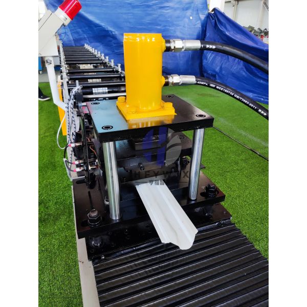 Customized Metal Fence Plate Forming Machine With 12 Row Molding 4kw Servo Gear Transmission