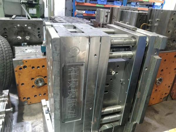 Precision ABS Plastic Injection Molding Parts Custom Injection Mold Smooth Surface