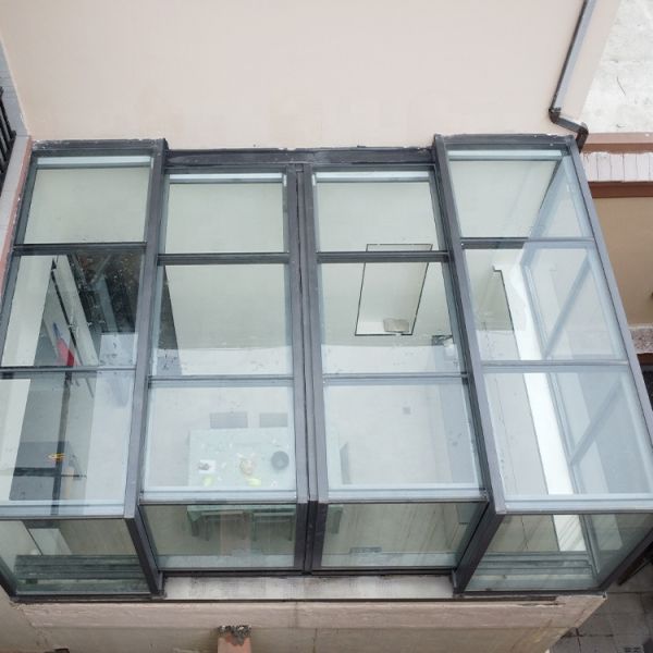 Outdoor Retractable Solar Glass Panels Solarium Tent for Apartments Villas Hotels for Garden Sunroom Sliding Sunroom Triangle