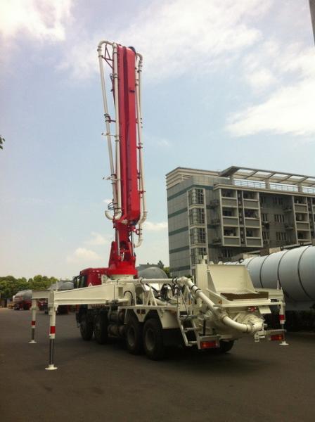 RHD 37m 8x4 FAW 380HP Concrete Pump Trucks with Diesel engine