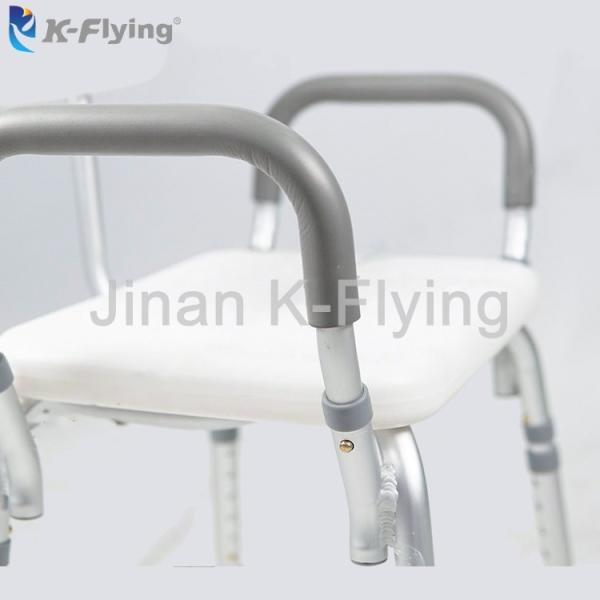 Стул ливня высоты алюминиевого сплава регулируемый со старшим колес пожилое