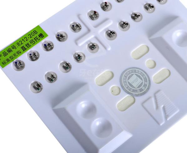 3 With Hook Roth MBT Dental Orthodontic Bracket