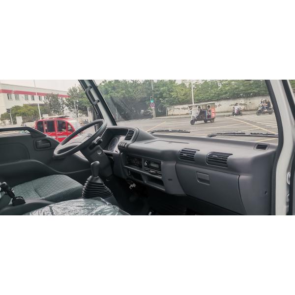 Isuzu double-row 5-seater cargo truck 2WD rear drive 4×2 diesel manual transmission