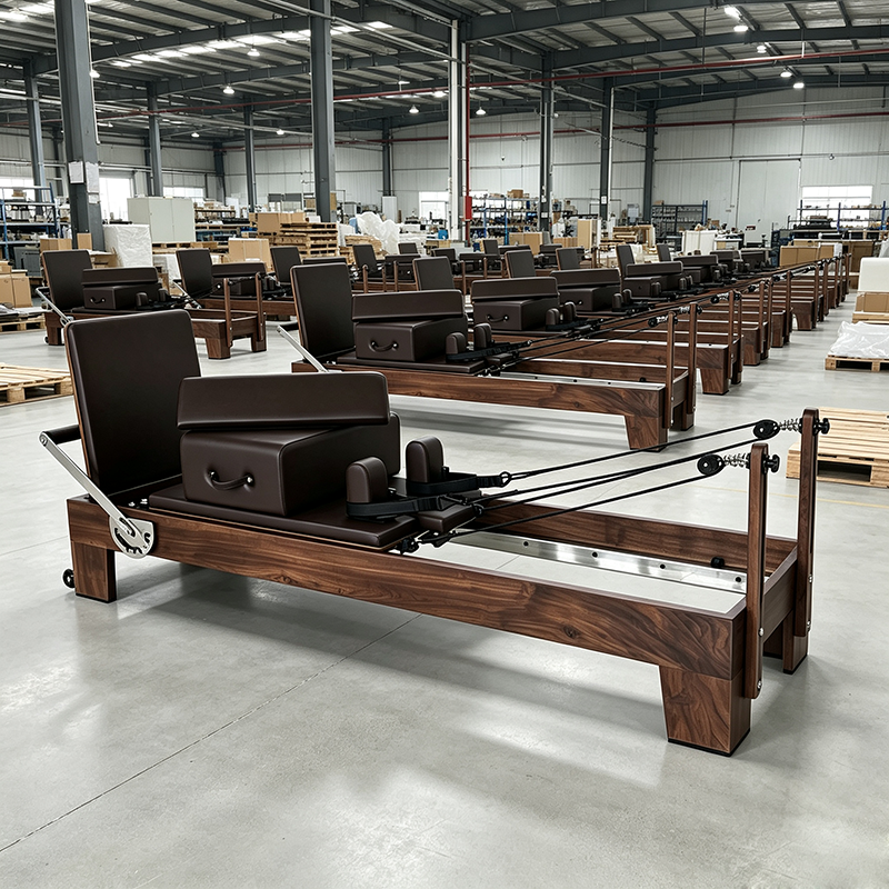Compact Solid Walnut Wood Wooden Pilates Reformer Bed Equipment For Rehabilitation Gym Training