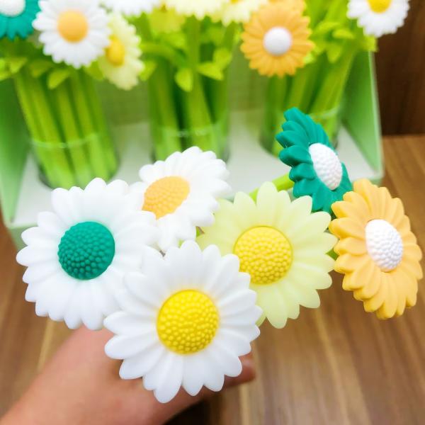 Fluent Writting Pen, 12 Pcs 0.5 Mm Black Ink Flower Shape Rolling Ball Cute Gel Ink Pen For Student And School Office Supplies (Flower)