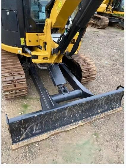 Second Hand Cat 303 Mini Excavator 0.12m3 Bucket 3600kg Weight For Construction Use