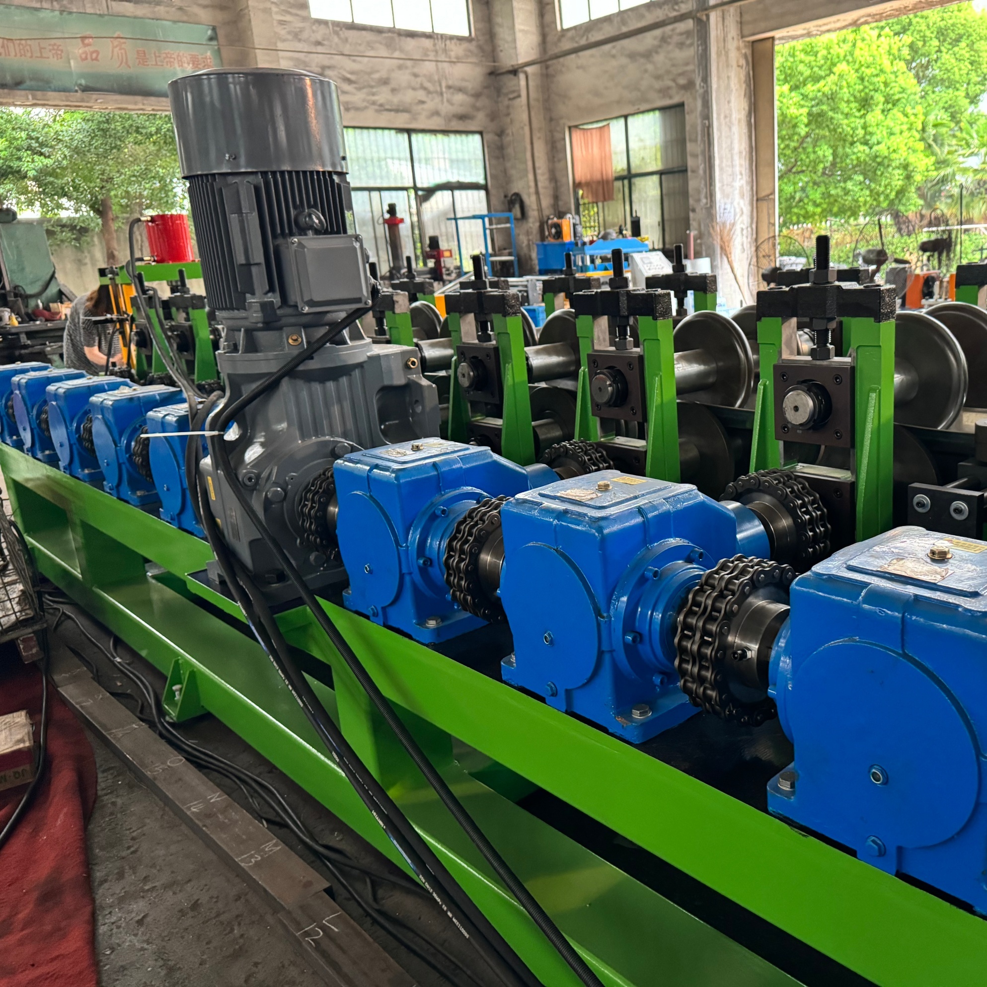 USA Galvanized Steel W-Beam Two Waves Highway Guard Rail Roll Forming Machine Highways Urban Road & Road Safety Crash Barrier