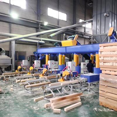A imprensa quente automática comprimiu a máquina de madeira dos pés do bloco da pálete