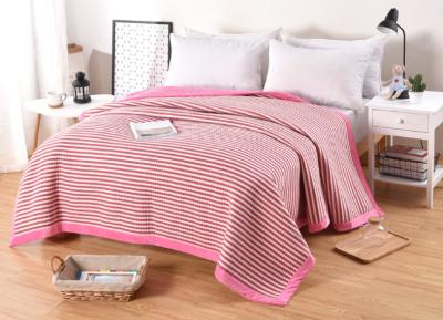100% Polyester flannel nlanket Customized Soft Quilt Blanket For Bed Decoration