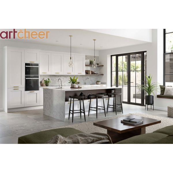 Solid Wood Shaker Style Kitchen Cabinets with Customized Color and 3 Years Warranty