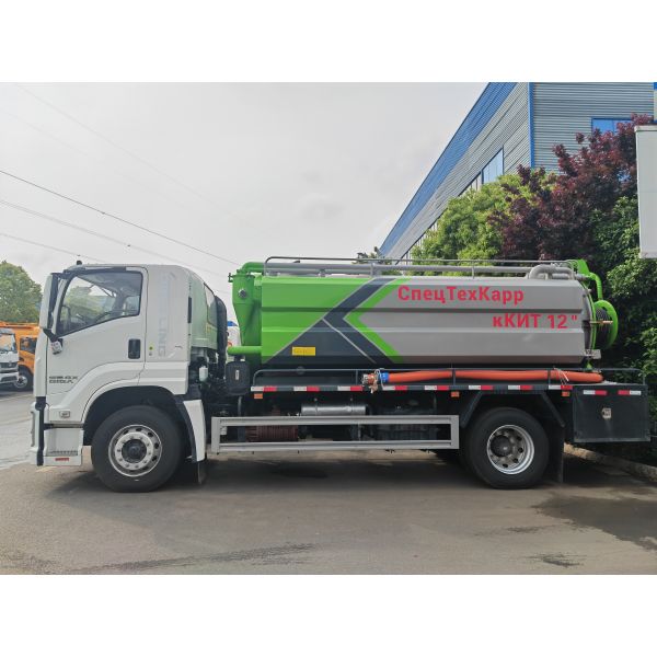 ISUZU GIGA 4x2 Combined Vacuum Sewer Jetting Truck | High Pressure Fecal Suction & Sewage Cleaning Truck