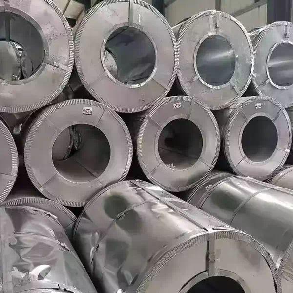 Large Spangle Galvanized Steel Coil Used For Construction