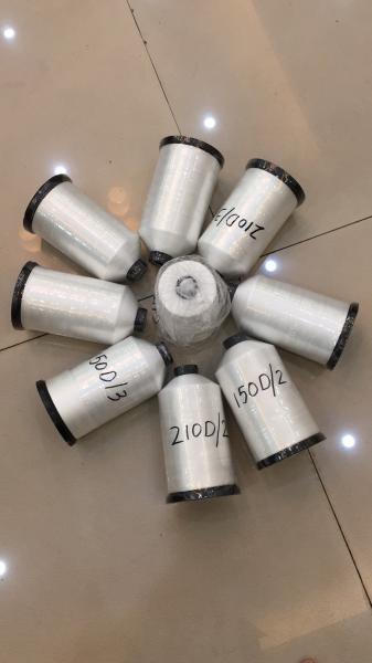Anti linha de costura do poliéster do impacto 210D/3 para a máquina estofando