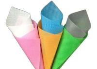 Tecido não tecido PET colorido resistente à tração para material de embalagem