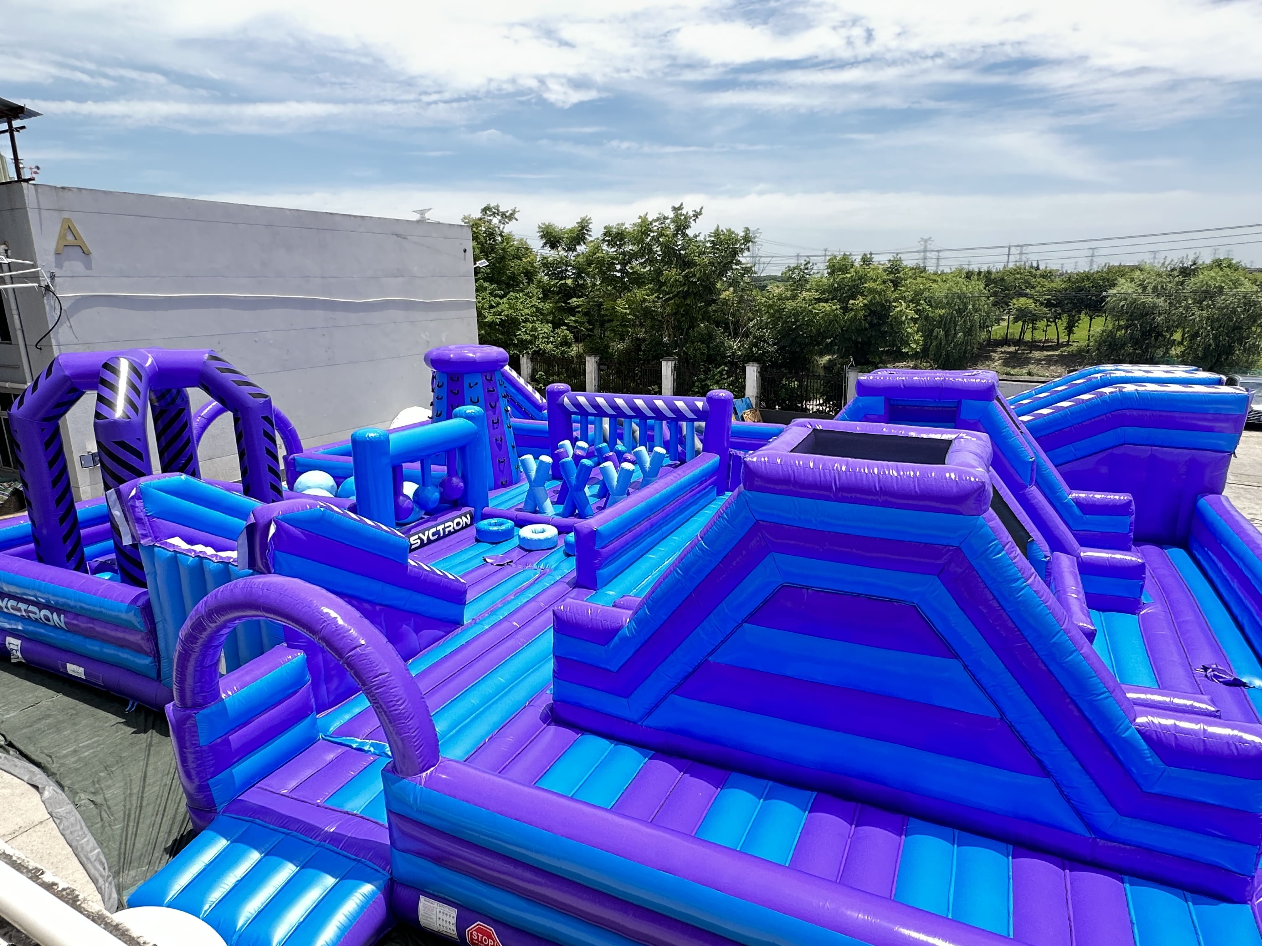 Commercial Giant Outdoor Large Inflatable Playground Combo in Stock Custom Obstacle Course Bouncer Slide Fun City Castle