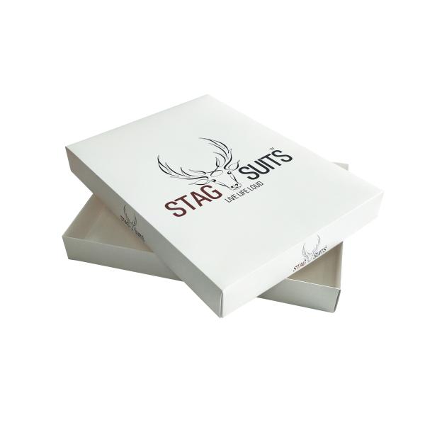 Printed Gift Card Box Matte Lamination Men's Clothing Packaging With Paper Sleeve
