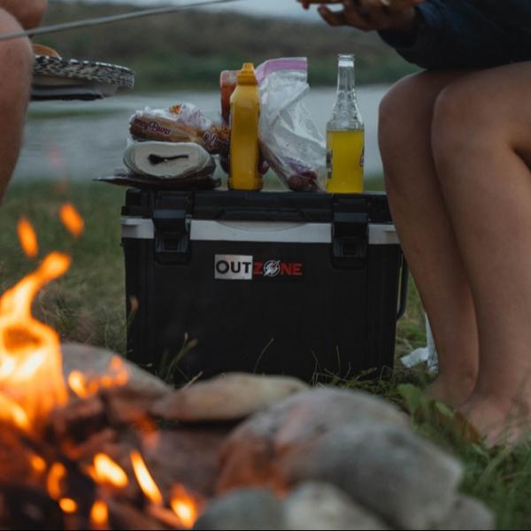 U3+ ロッキング ロートモールド クーラー ボックス 頑丈 45QT 多日イベント用