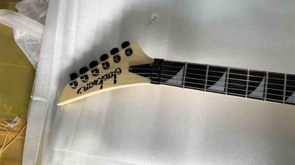 Custom Jackson Electric Guitar in Black
