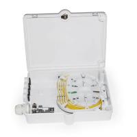 Boîte de distribution de fibres optiques FTTH 8 cœurs avec adaptateurs et coussinets optionnels pour montage mural ou à poteau