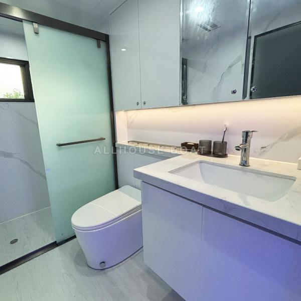 Two Story 4.0m Width House Boat Luxury Floating Pontoon Houseboat For 16 Person