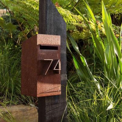 Polishing Craft Weathering Steel Sculptures Outdoor Metal Art Post Boxes