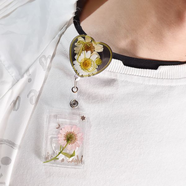 DIY Drip Glue Dried Flower Resin Chest Badge Stretchable Easy to Pull Buckle, Doctor Nurse ID Hanging Silicone Mold