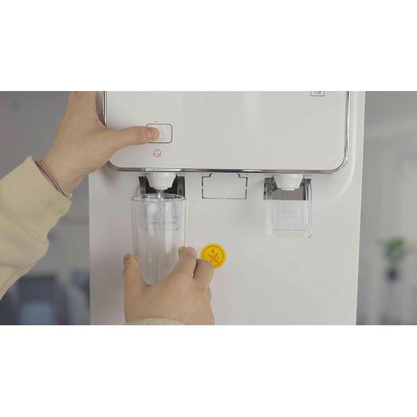 Korean Style Floor Standing Water Dispenser Strong Refrigeration With 2 Or 3 Taps