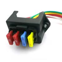 L'ATO standard 12 ATC intégré 2 de la manière 32V du support 4 de fusible de volt a entré la sortie 4
