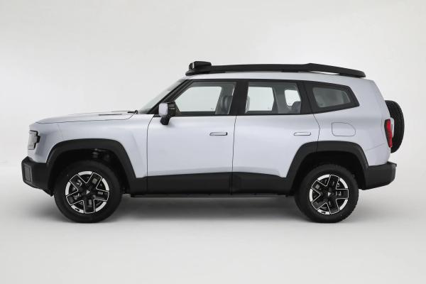 Veículos elétricos Changan de 5 lugares Direção esquerda Eletricidade pura DEEP BLUE G318