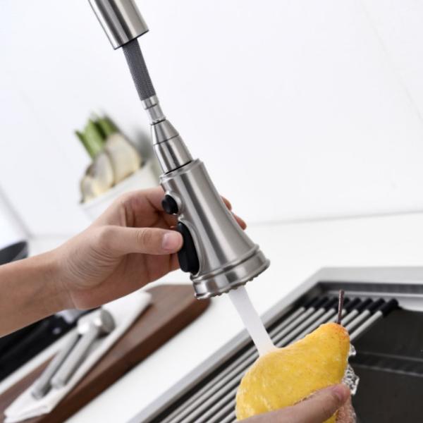 Torneira CUPC 5.24L/Min da cozinha do controle do toque do torneira da cozinha da cabeça de pulverizador de três modos