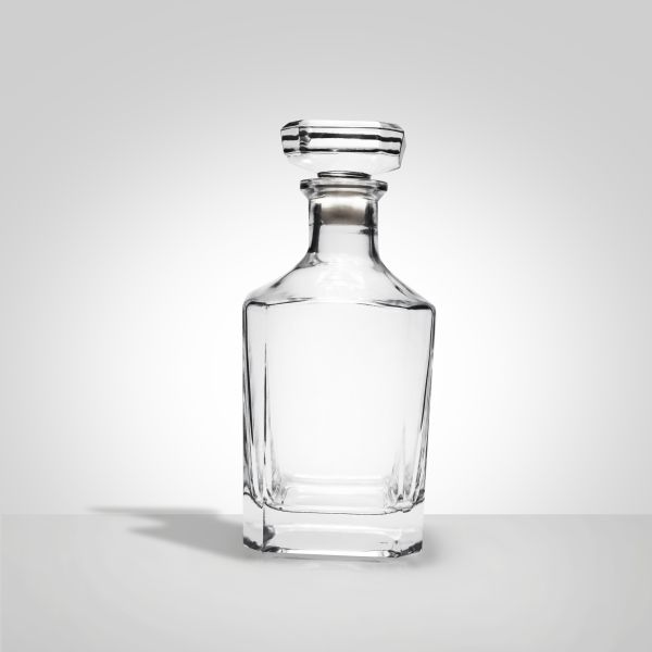 Super Flint Diamond Cut Glass Decanter , XO, brandy , Vodka Liquor Gin Rum Tequila Whisky Brandy Spirit Glass Bottle With Solid Glass Stoppers