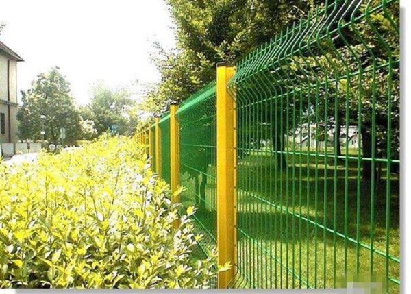 Powder Coated Farm Mesh Fencing Security For Agriculture Planting