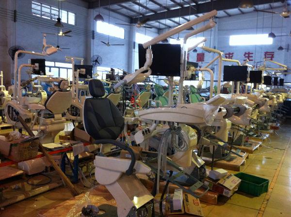 CX-2311(18) Foshan Chuangxin Supply Dental Chair Unit With ceramic cuspidor