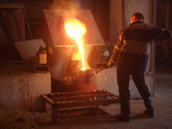 Scrap Metal Smelting Industrial Furnace Iron And Steel Aluminum Alloy Smelting And Recycling Machine Electric Smelting Furnace