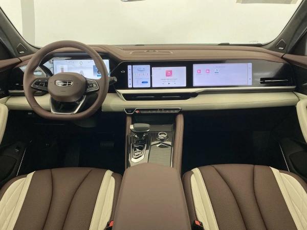 2023 Geely Xingyue L 4 Wheels 5 Seats 2.0T High Speed Gasoline Suv Car For Adult Used Gasoline Car Sunroof Included